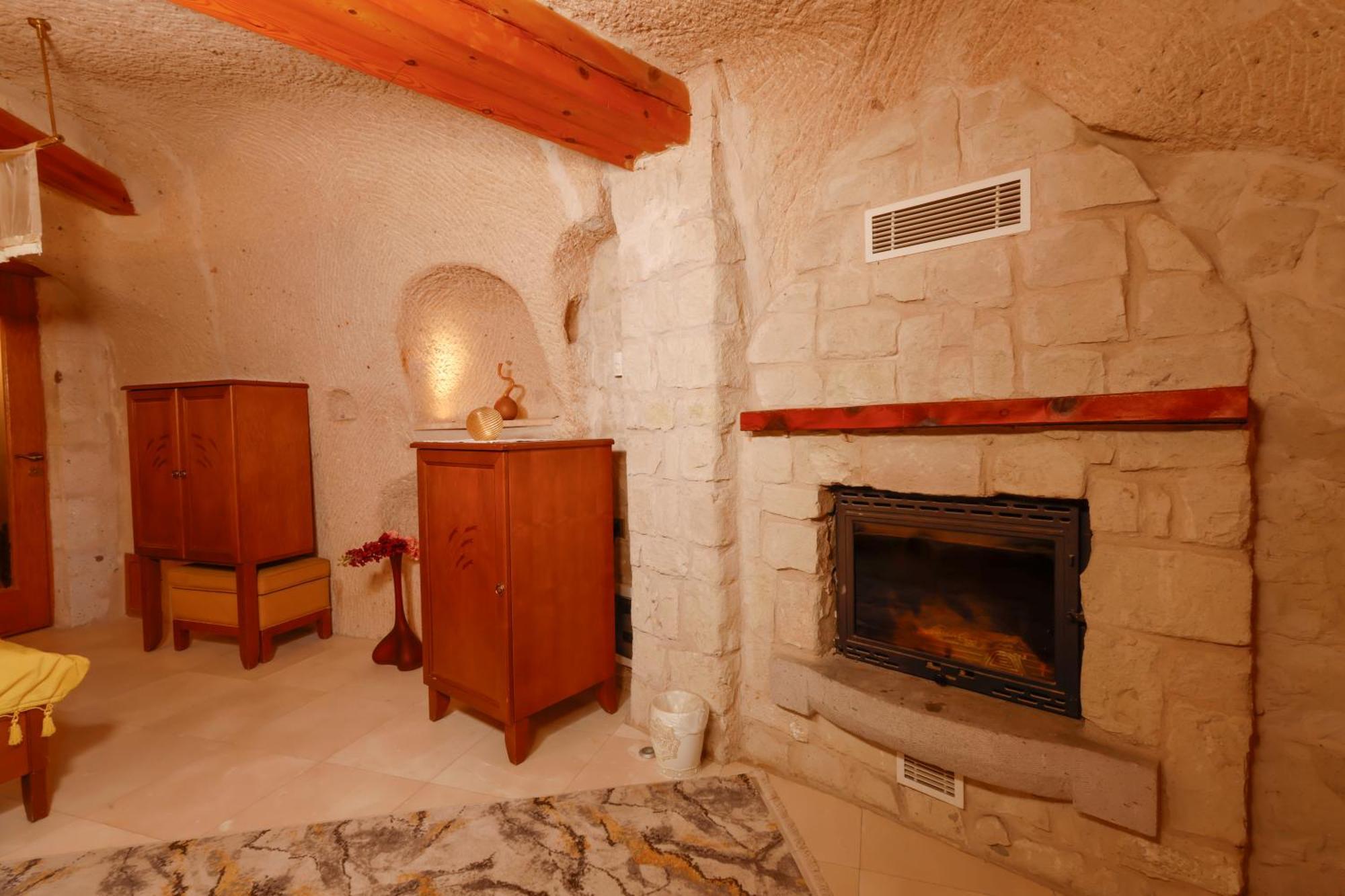 Anatelein Cave Hotel Üçhisar Eksteriør bilde